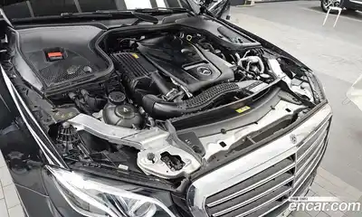 Mercedes-Benz E-Class 2019 2.0 Автомат в Москве № 494223, миниатюра 6