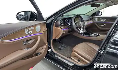 Mercedes-Benz E-Class 2019 2.0 Автомат в Москве № 494223, миниатюра 10