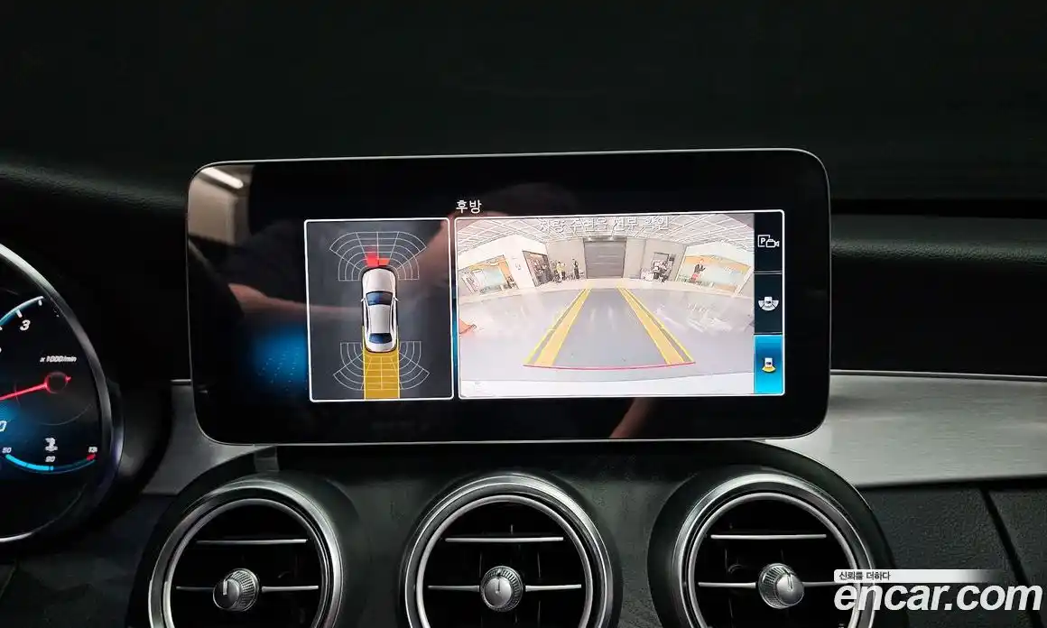 Mercedes-Benz C-Class 2021 2.0 Автомат в Москве № 494850, фото 13