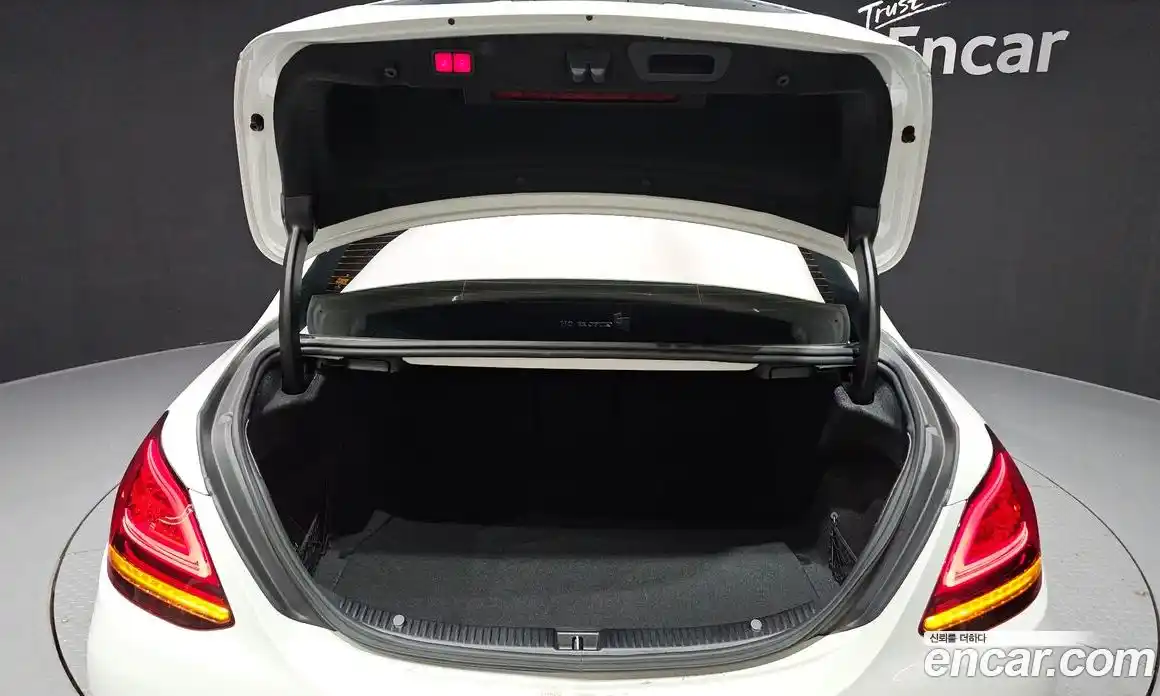 Mercedes-Benz C-Class 2021 2.0 Автомат в Москве № 494850, фото 20