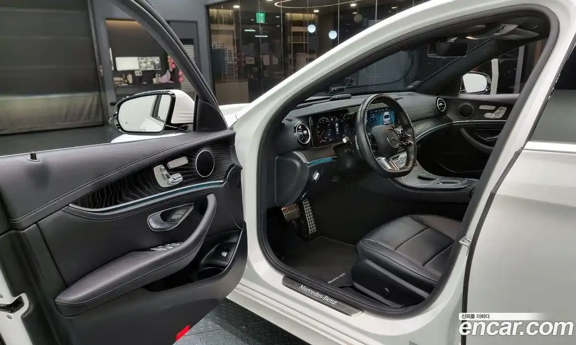 Mercedes-Benz E-Class 2021 1.9 Автомат в Москве № 495037, фото 11