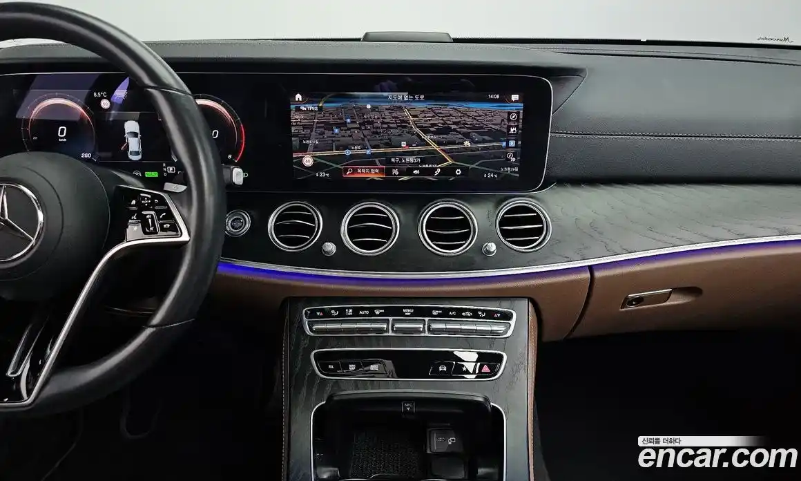 Mercedes-Benz E-Class 2021 2.0 Автомат в Москве № 495047, фото 15