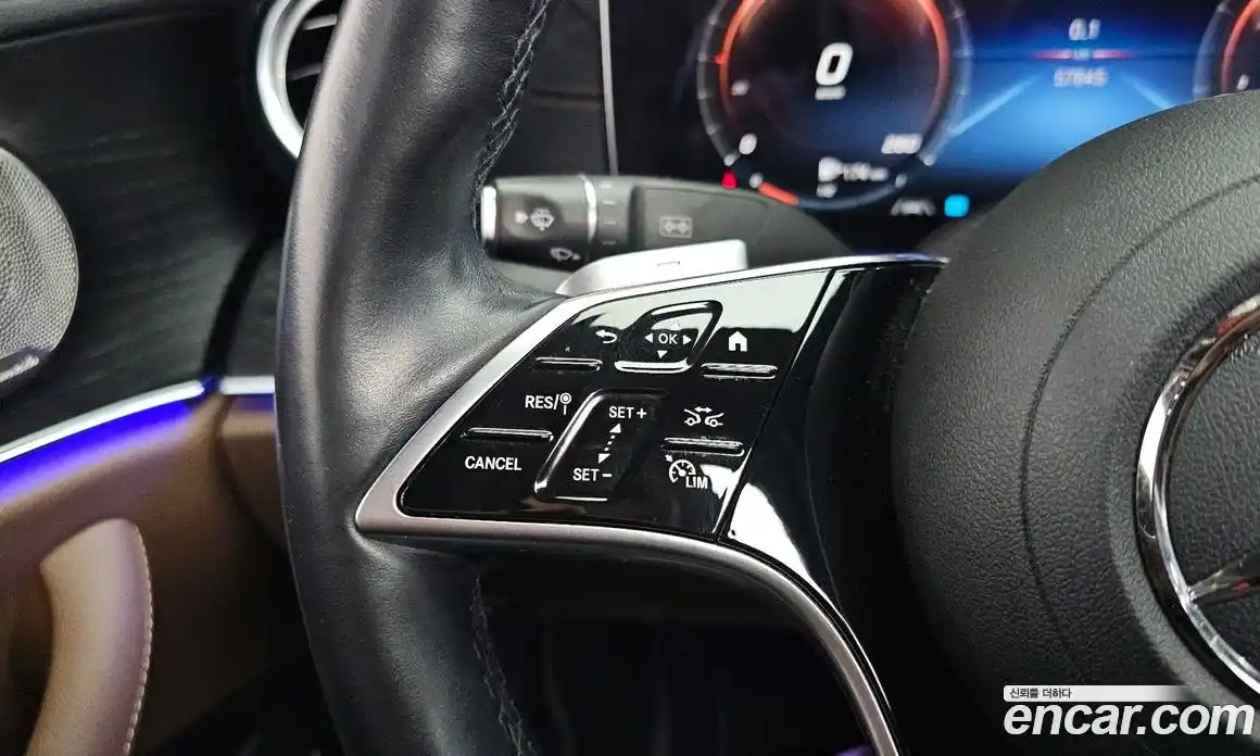 Mercedes-Benz E-Class 2021 2.0 Автомат в Москве № 495047, фото 16