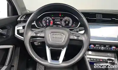 Audi Q3 2020 2.0 Автомат в Москве № 496440, миниатюра 12