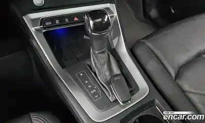 Audi Q3 2020 2.0 Автомат в Москве № 496440, миниатюра 8