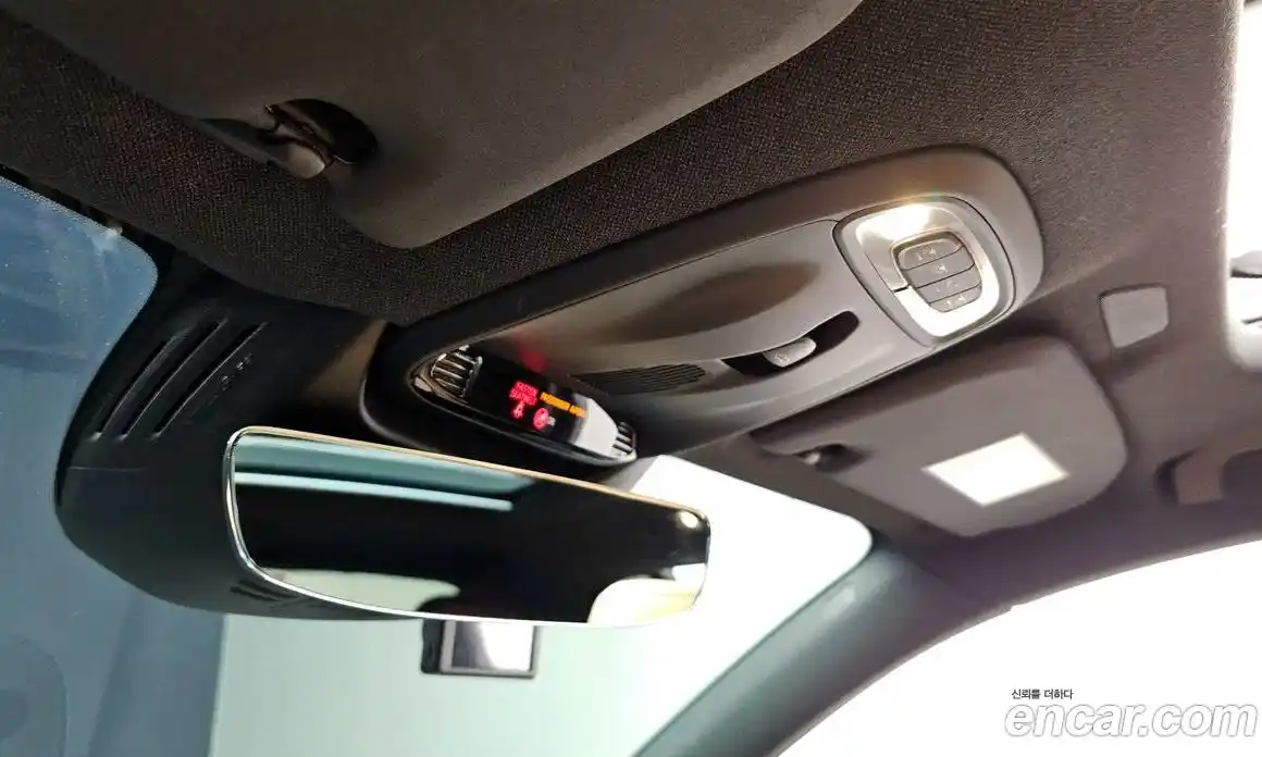 Volvo XC40 2021 2.0 Автомат в Москве № 497539, фото 12