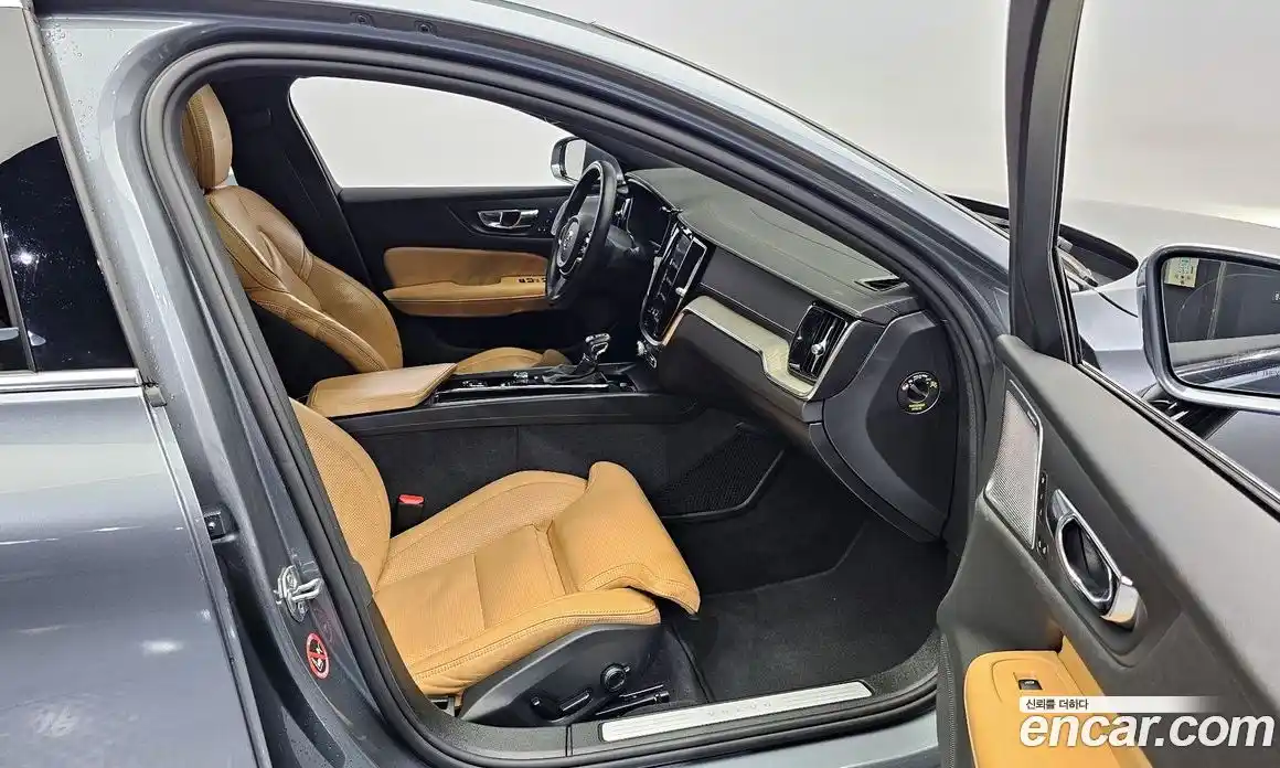 Volvo S60 2020 2.0 Автомат в Москве № 497547, фото 11