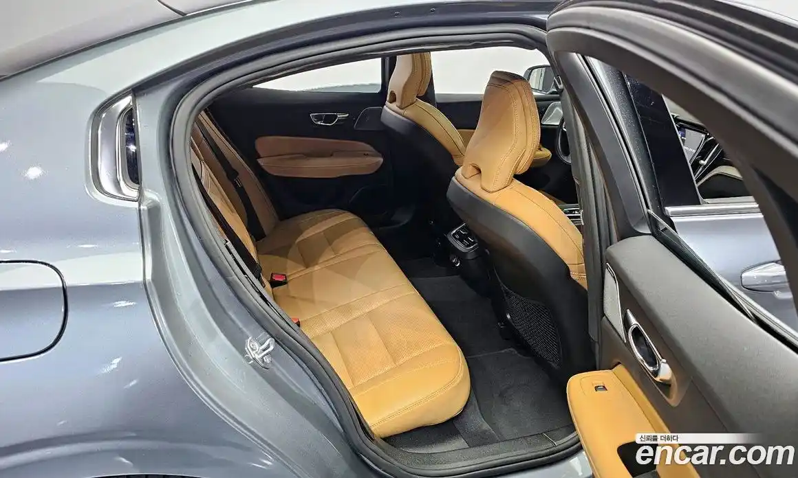 Volvo S60 2020 2.0 Автомат в Москве № 497547, фото 12