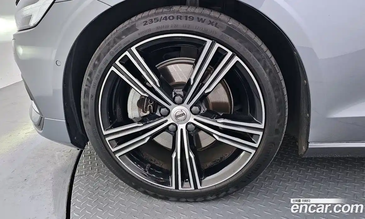 Volvo S60 2020 2.0 Автомат в Москве № 497547, фото 5