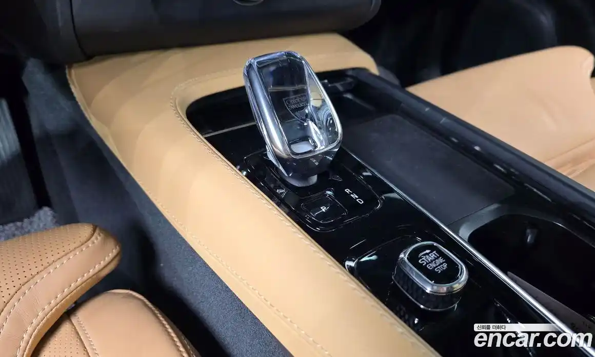 Volvo XC90 2023 2.0 Автомат в Москве № 497590, фото 9