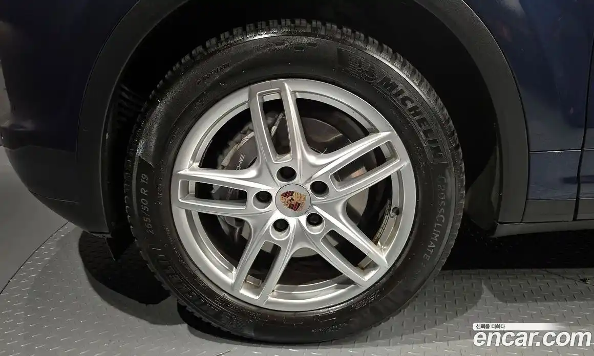 Porsche Cayenne 2013 3.0 Автомат в Москве № 498371, фото 5