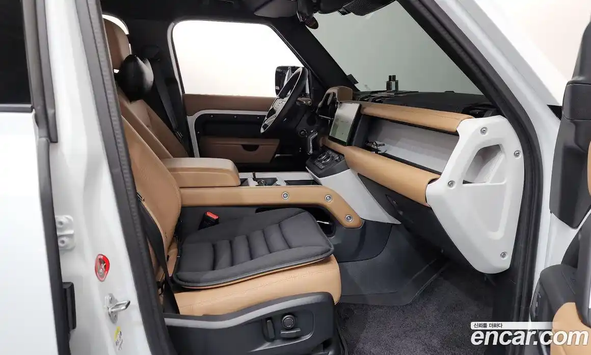 Land Rover Defender 2025 3.0 Автомат в Москве № 498586, фото 11