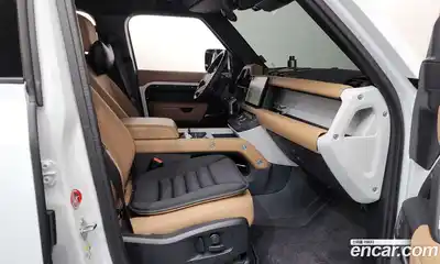 Land Rover Defender 2025 3.0 Автомат в Москве № 498586, миниатюра 11