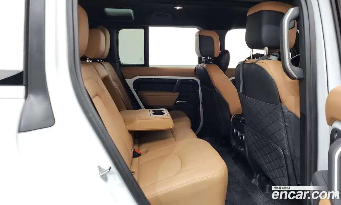 Land Rover Defender 2025 3.0 Автомат в Москве № 498586, фото 12