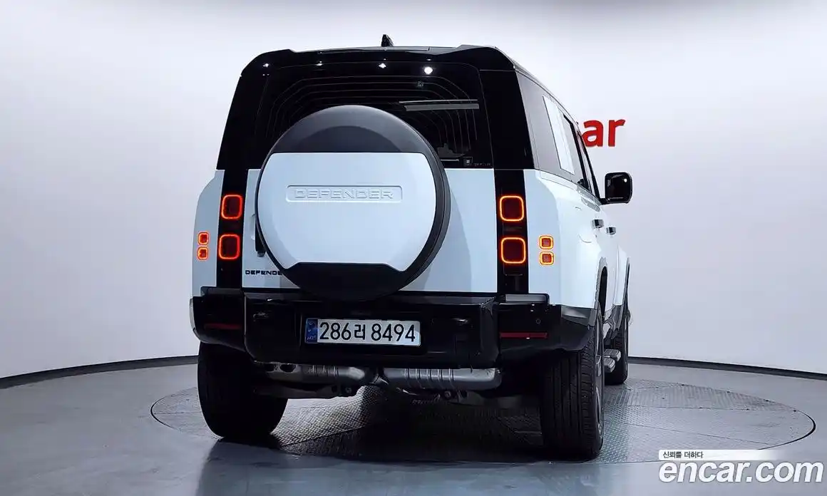 Land Rover Defender 2025 3.0 Автомат в Москве № 498586, фото 4