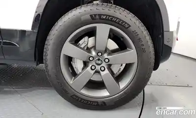 Land Rover Defender 2025 3.0 Автомат в Москве № 498586, миниатюра 5