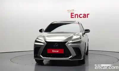 Lexus NX 2023 2.5 Автомат в Москве № 499632, миниатюра 3