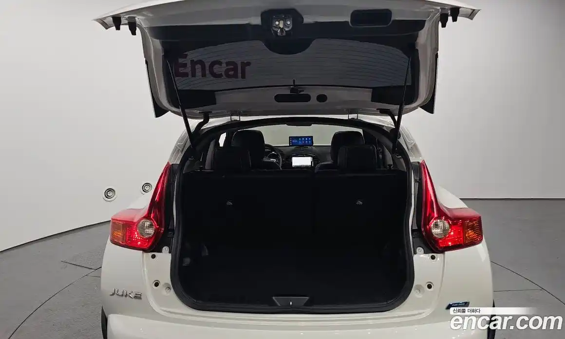 Nissan Juke 2014 1.6 Автомат в Москве № 500586, фото 20