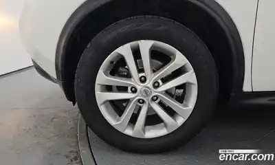 Nissan Juke 2014 1.6 Автомат в Москве № 500586, миниатюра 5