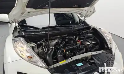 Nissan Juke 2014 1.6 Автомат в Москве № 500586, миниатюра 6