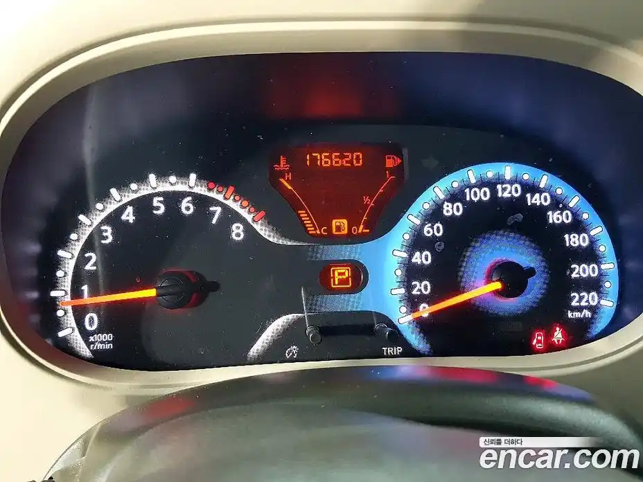 Nissan Cube 2012 1.8 Автомат в Москве № 500591, фото 7