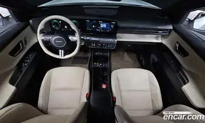 Hyundai Kona 2023 1.6 Автомат в Москве № 517115, миниатюра 7