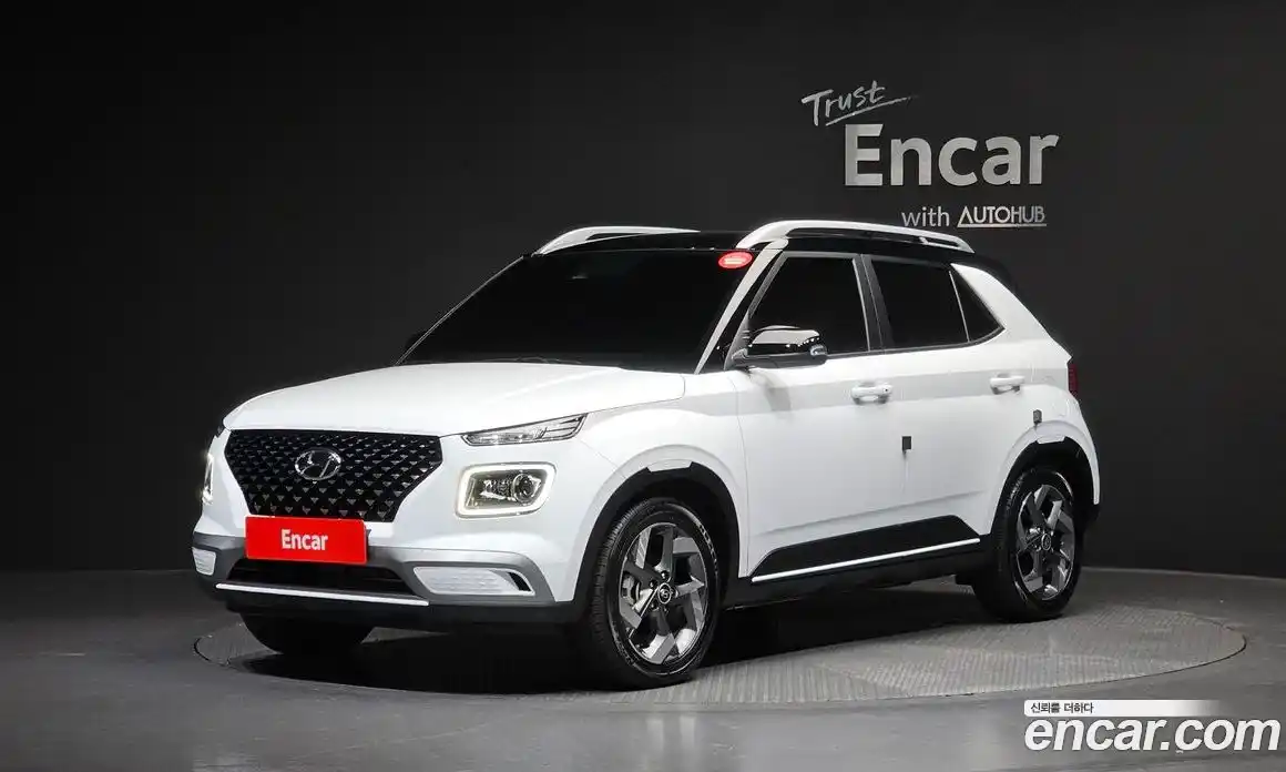 Hyundai Venue 2022 1.6 Автомат в Москве № 517184, фото 1