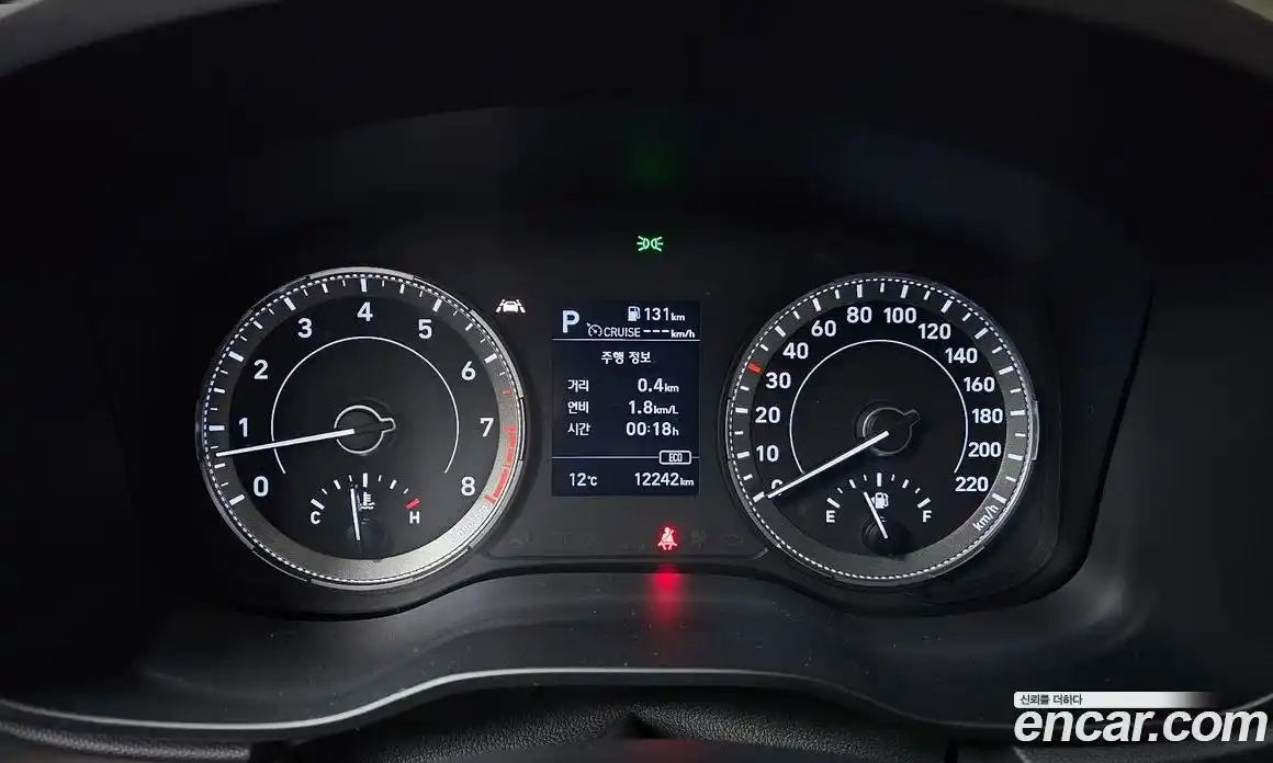 Hyundai Venue 2022 1.6 Автомат в Москве № 517184, фото 8