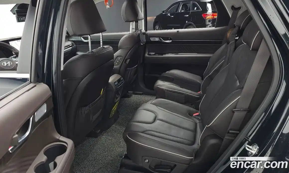 Hyundai Palisade 2023 3.8 Автомат в Москве № 517572, фото 12