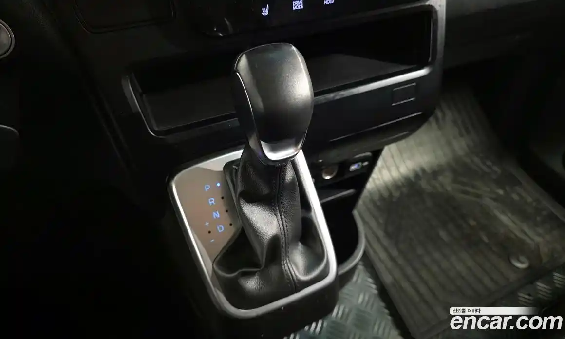 Hyundai Staria 2023 2.2 Автомат в Москве № 518326, фото 9