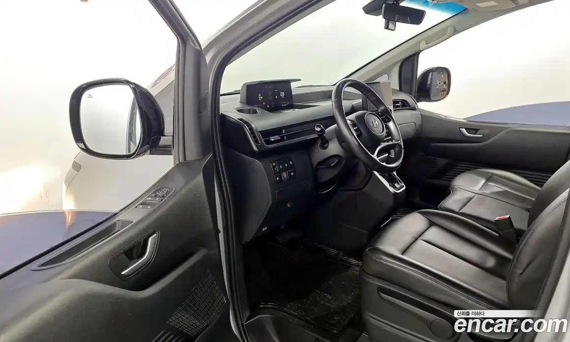 Hyundai Staria 2023 2.2 Автомат в Москве № 518326, фото 10