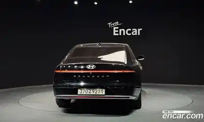 Hyundai Grandeur 2024 2.5 Автомат в Москве № 518371, миниатюра 4