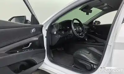 Hyundai Avante 2024 1.6 Автомат в Москве № 519038, миниатюра 11