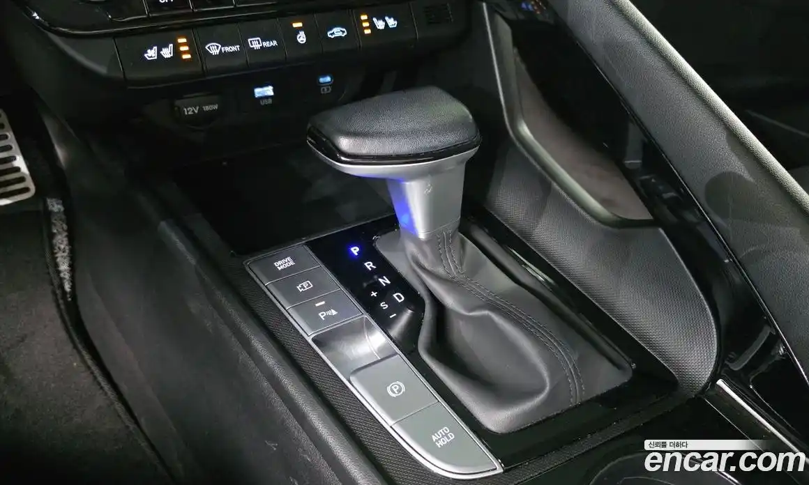 Hyundai Avante 2024 1.6 Автомат в Москве № 519038, фото 9