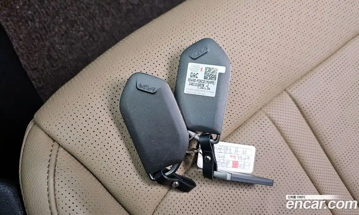 Kia Sorento 2024 1.6 Автомат в Москве № 519545, фото 19