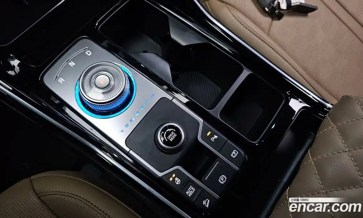 Kia Sorento 2024 1.6 Автомат в Москве № 519545, фото 9