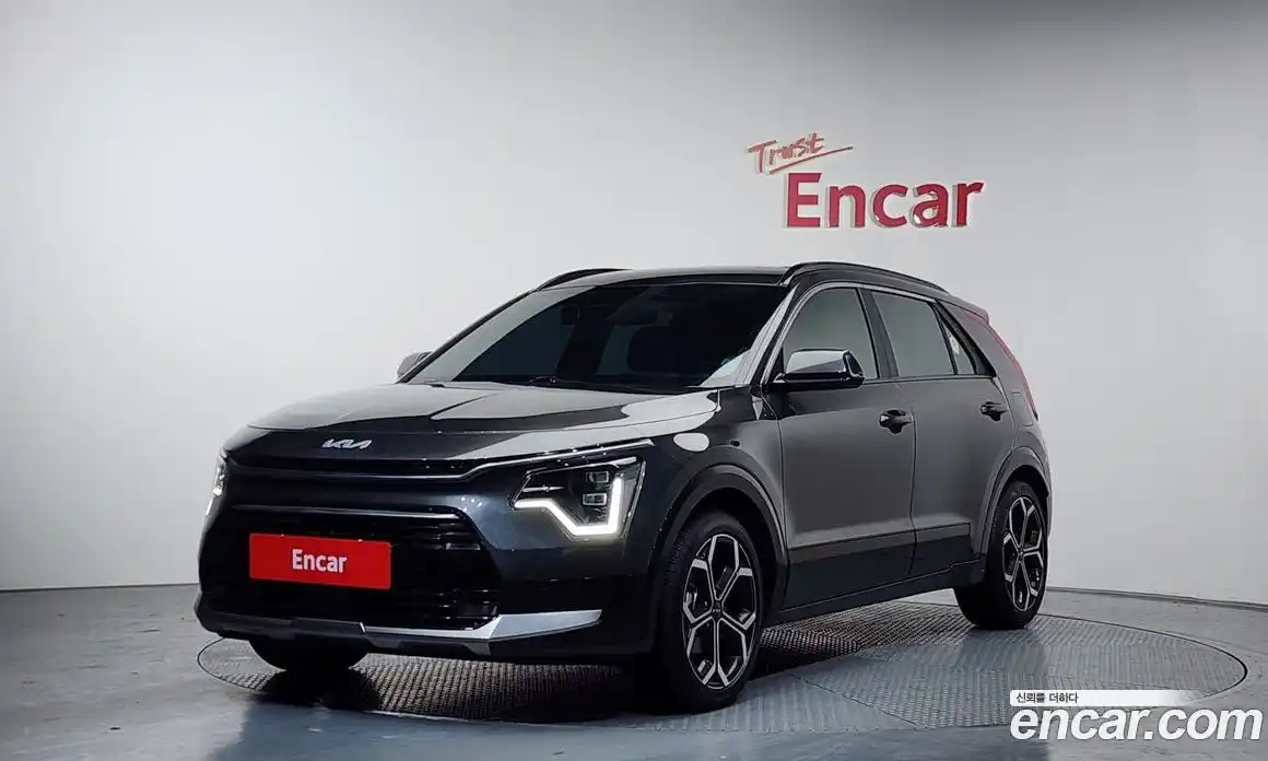 Kia Niro 2024 1.6 Автомат в Москве № 519712, фото 1