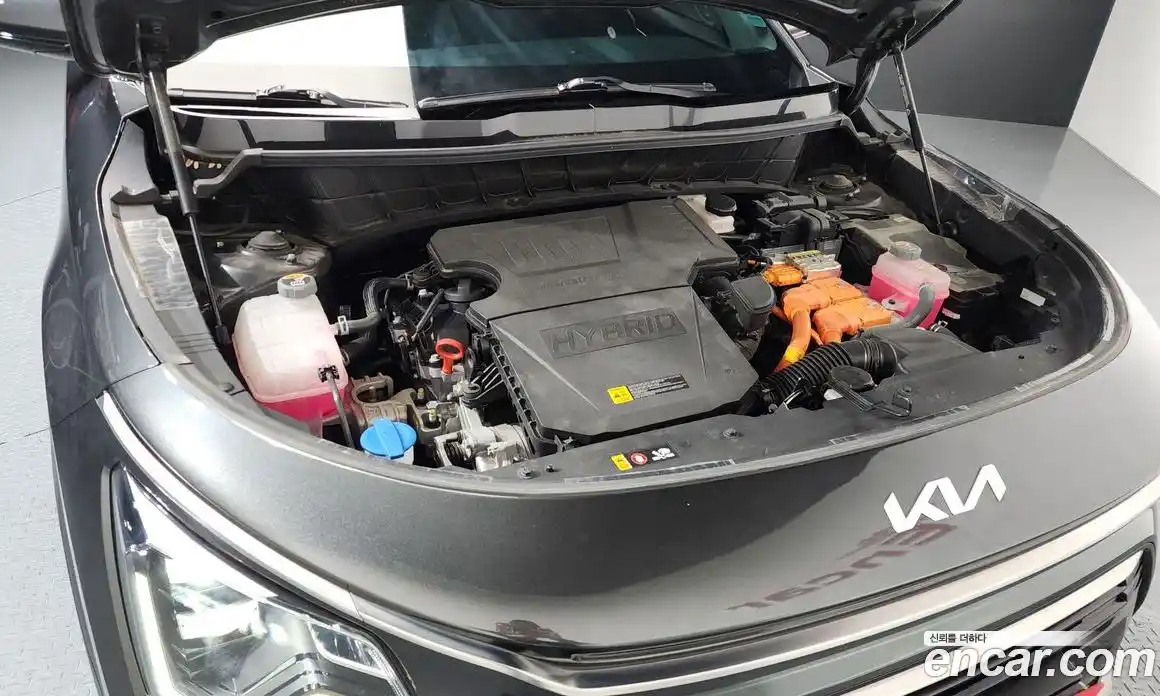 Kia Niro 2024 1.6 Автомат в Москве № 519712, фото 6