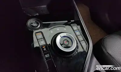 Kia Niro 2024 1.6 Автомат в Москве № 519712, миниатюра 9