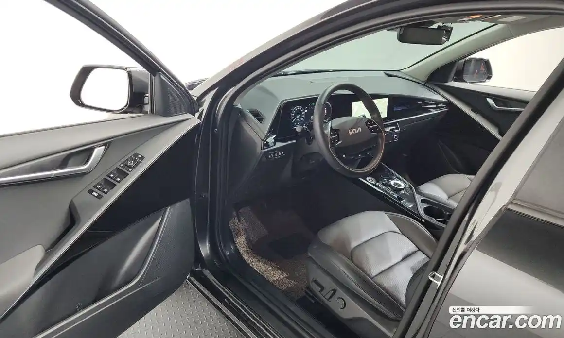 Kia Niro 2024 1.6 Автомат в Москве № 519712, фото 10