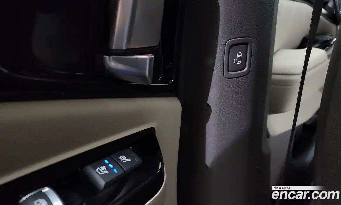 Kia Canival 2021 3.5 Автомат в Москве № 519933, фото 18