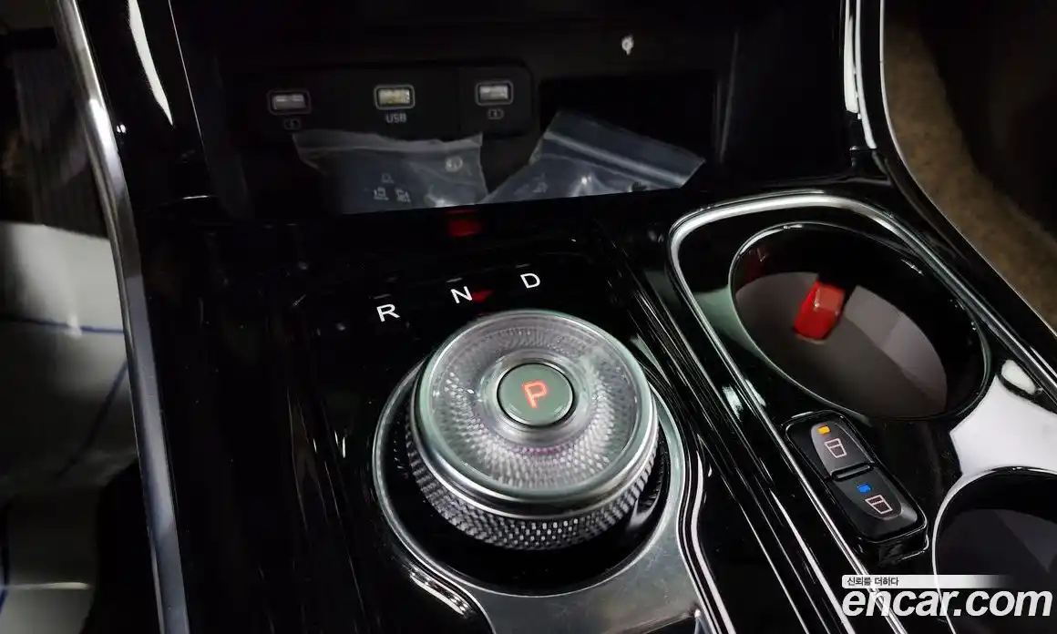 Kia Canival 2021 3.5 Автомат в Москве № 519933, фото 9