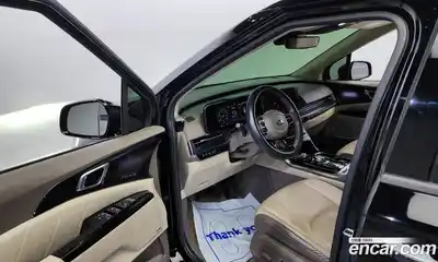 Kia Canival 2021 3.5 Автомат в Москве № 519933, миниатюра 10