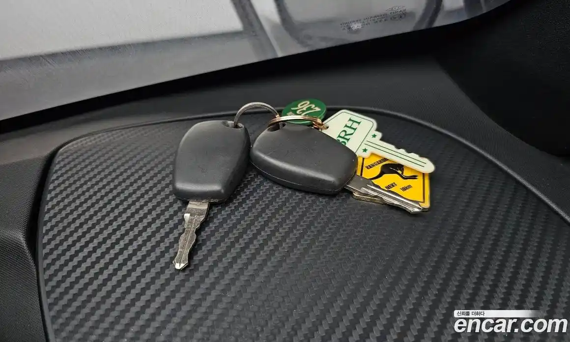 Renault Twizy 2018 0.1 Автомат в Москве № 520386, фото 18