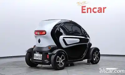 Renault Twizy 2018 0.1 Автомат в Москве № 520386, миниатюра 2