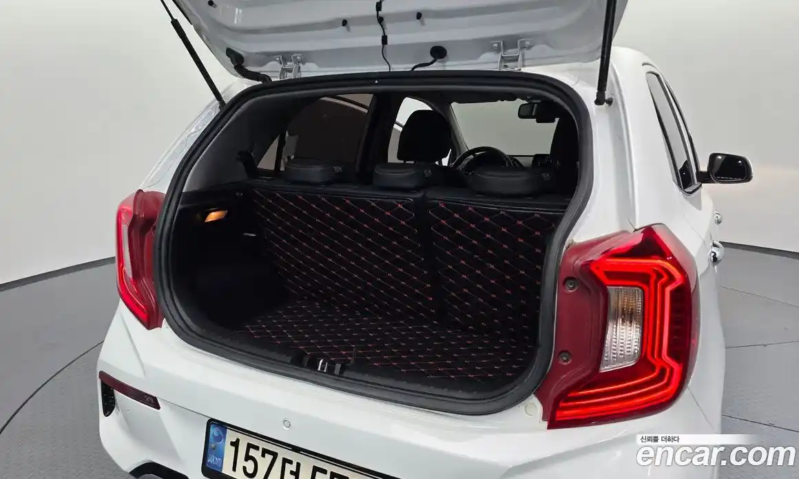 Kia Morning 2023 1.0 Автомат в Москве № 522047, фото 19