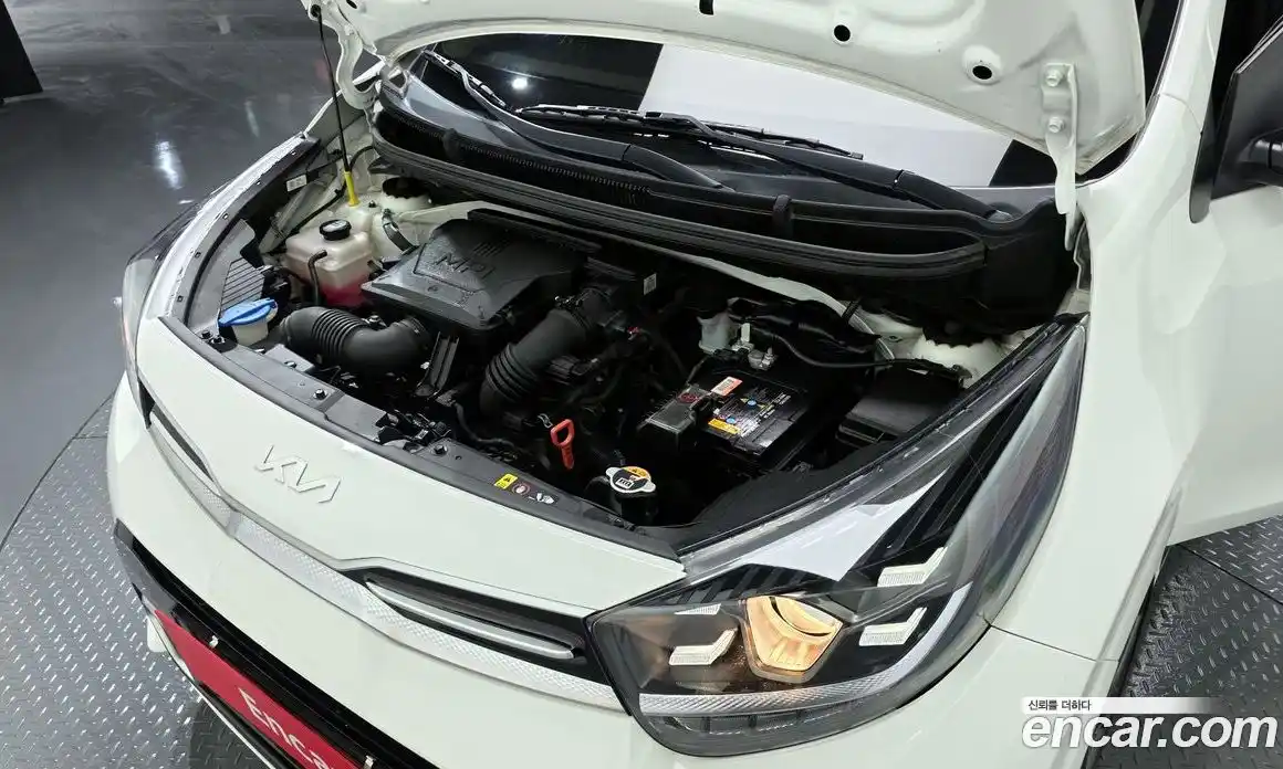 Kia Morning 2023 1.0 Автомат в Москве № 522047, фото 5