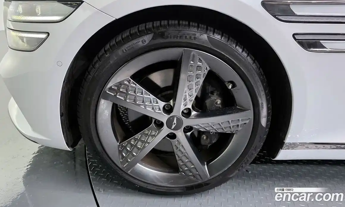 Genesis G80 2023 2.5 Автомат в Москве № 523803, фото 5