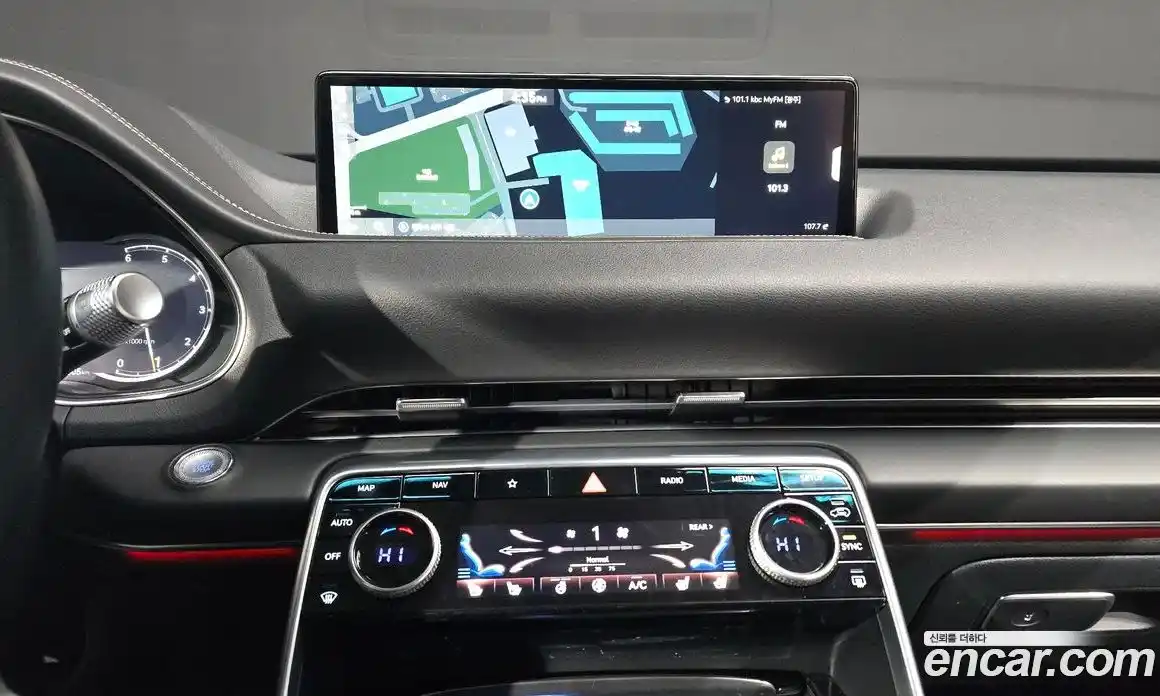 Genesis GV80 2022 3.0 Автомат в Москве № 524489, фото 14