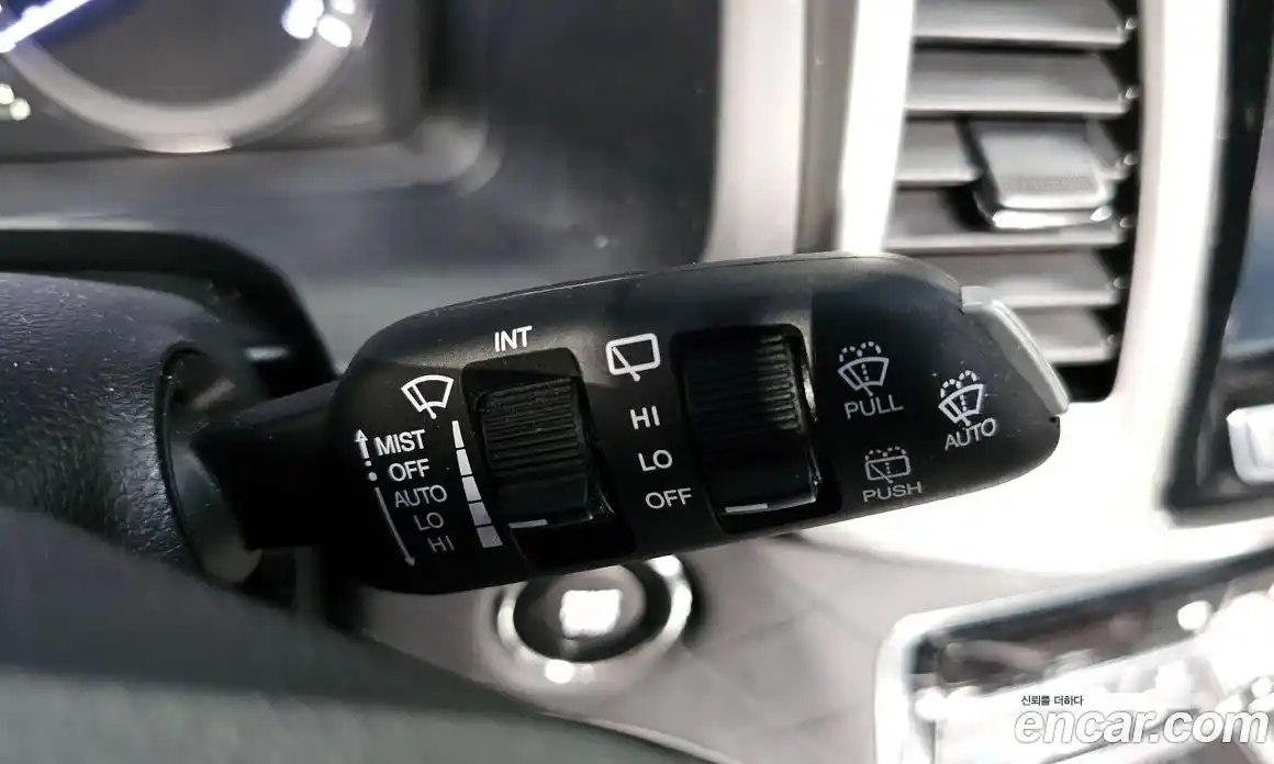 SsangYong Rexton 2018 2.2 Автомат в Москве № 526231, фото 16